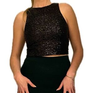 Divided H&M. Black Sequin Sleeveless Crop Top. Size Small 🖤